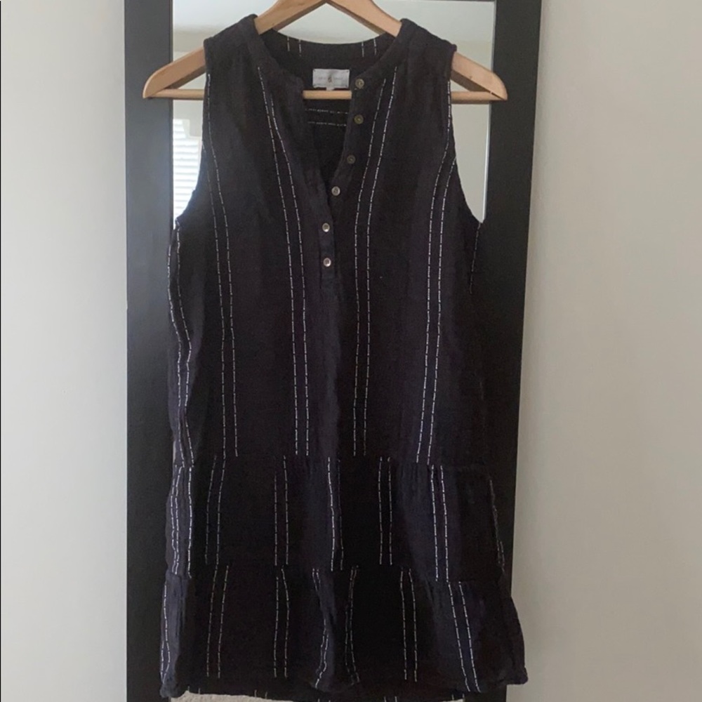 Lou & Grey tiered lounge dress/cover up